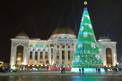 「ダルヴァザ・ガスクレーター」徹底ガイド 【旅の大事典】